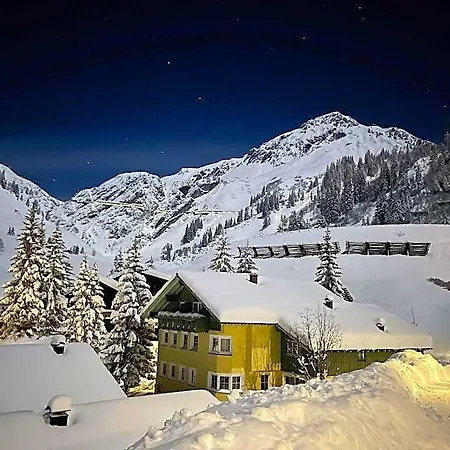 Arlberg - Kleine, Feine Ξενοδοχείο