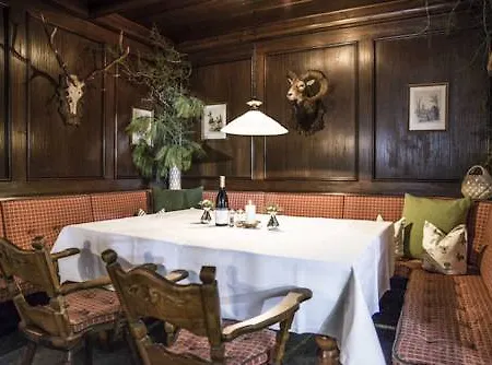Hotel Arlberg 3*